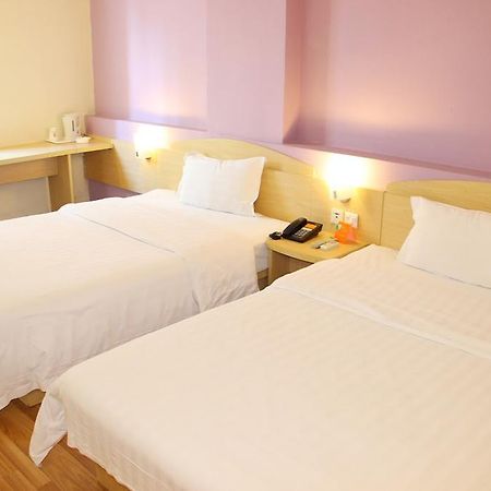 7Days Inn Nanchang North Railway Station Square ภายนอก รูปภาพ