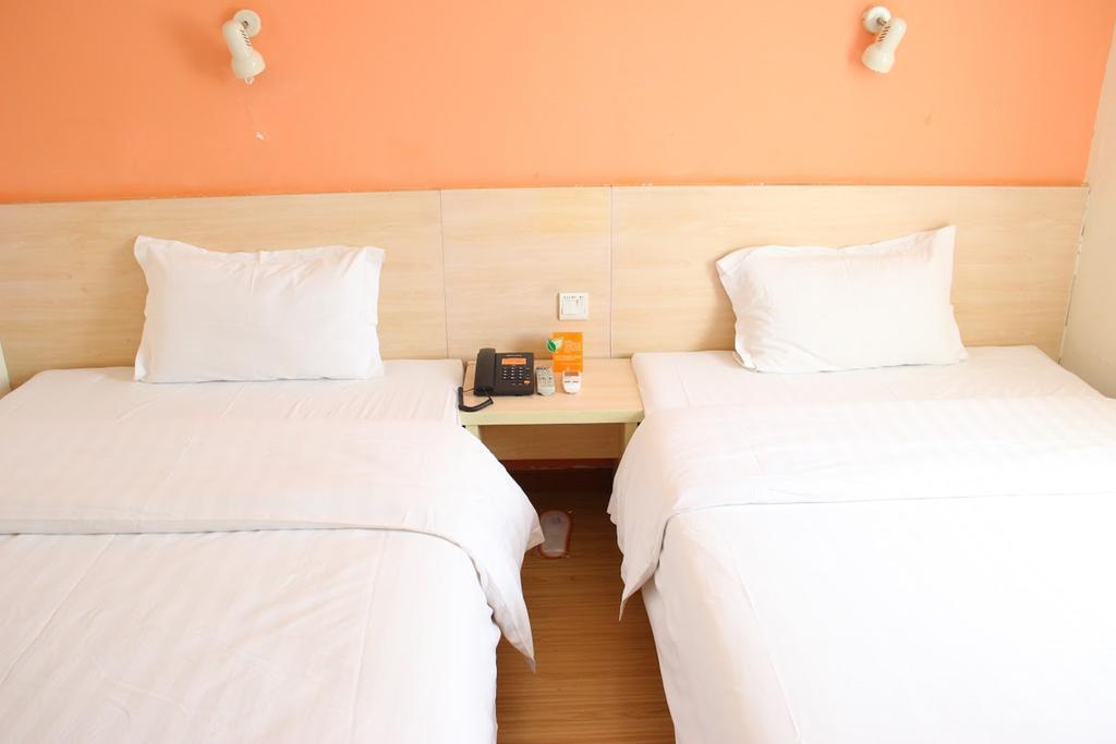 7Days Inn Nanchang North Railway Station Square ภายนอก รูปภาพ