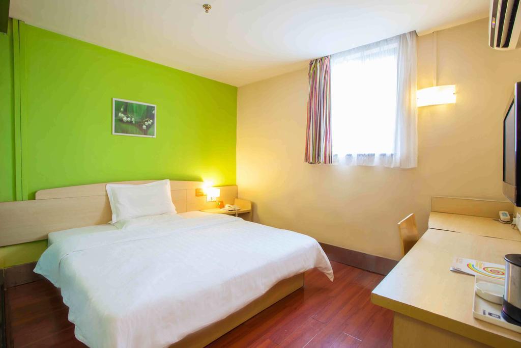 7Days Inn Nanchang North Railway Station Square ห้อง รูปภาพ