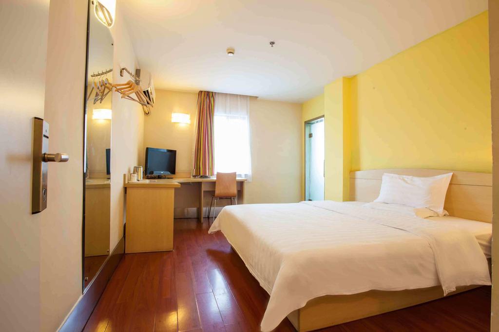 7Days Inn Nanchang North Railway Station Square ห้อง รูปภาพ