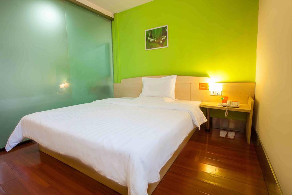7Days Inn Nanchang North Railway Station Square ห้อง รูปภาพ
